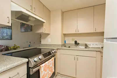 440 Seaside Avenue #605, Honolulu, HI 96815 - Photo 5