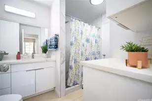 625 Mananai Pl, Honolulu, HI 96818 - Photo 9