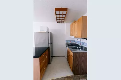 1560 Kanunu Street #617, Honolulu, HI 96814 - Photo 5
