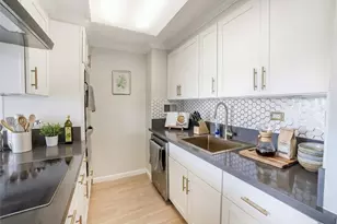 1535 Pensacola St, Honolulu, HI 96822 - Photo 3