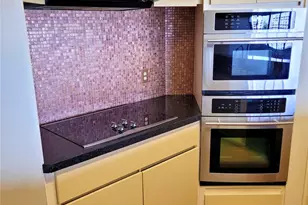 581 Kamoku St, Honolulu, HI 96826 - Photo 3