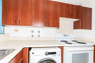 439 Keoniana St, Honolulu, HI 96815 - Photo 11