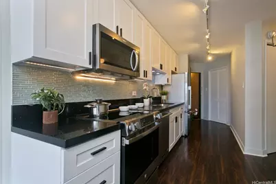 1031 Maunaihi Place #401, Honolulu, HI 96822 - Photo 5