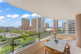 1910 Ala Moana Blvd, Honolulu, HI 96814 - Photo 3