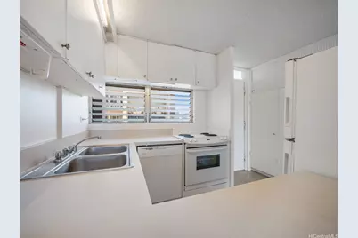 2421 Ala Wai Boulevard #1202, Honolulu, HI 96815 - Photo 3