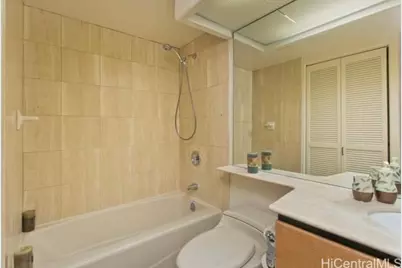 1212 Nuuanu Avenue #4002, Honolulu, HI 96817 - Photo 9