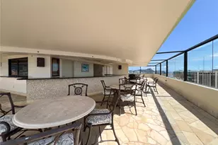 343 Hobron Ln, Honolulu, HI 96815 - Photo 17