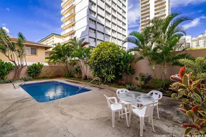 1137 Wilder Avenue #801, Honolulu, HI 96822 - Photo 21
