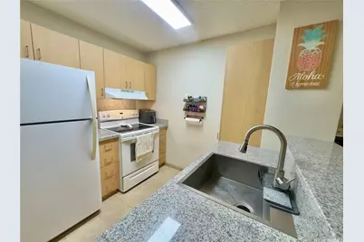 1315 Kalakaua Avenue #1110, Honolulu, HI 96826 - Photo 9