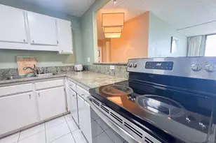 2240 Kuhio Ave, Honolulu, HI 96815 - Photo 5