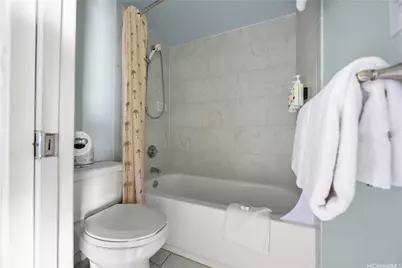 201 Ohua Avenue #2905 Mauka, Honolulu, HI 96815 - Photo 21