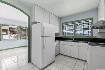 3261 Paliuli Street, Honolulu, HI 96816 - Photo 15