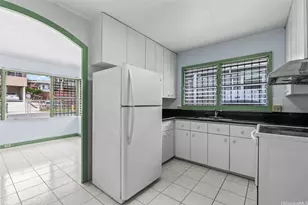 3261 Paliuli St, Honolulu, HI 96816 - Photo 15