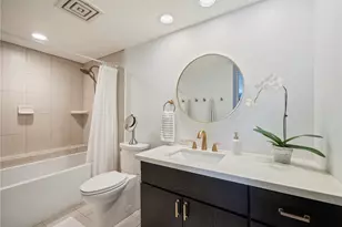 555 Hahaione St, Honolulu, HI 96825 - Photo 17