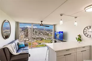 2211 Ala Wai Blvd, Honolulu, HI 96815 - Photo 3