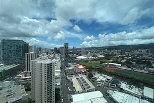 1177 Queen St, Honolulu, HI 96814 - Photo 11
