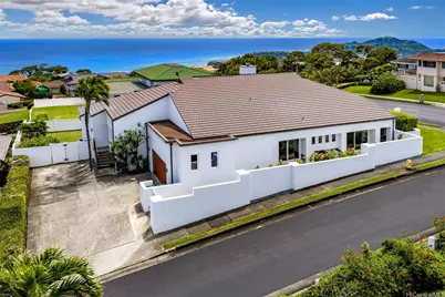 2039 Laukahi Street, Honolulu, HI 96821 - Photo 5