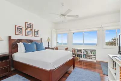 2039 Laukahi Street, Honolulu, HI 96821 - Photo 15