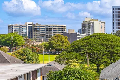 1325 Wilder Avenue #5 Makai, Honolulu, HI 96822 - Photo 15