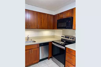 430 Keoniana Street #912, Honolulu, HI 96815 - Photo 5