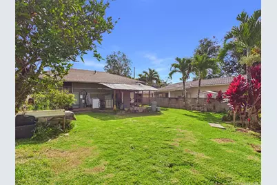 910 Peach Street, Wahiawa, HI 96786 - Photo 7