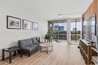 1524 Pensacola Street #318, Honolulu, HI 96822 - Photo 1