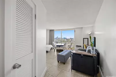 750 Amana Street #1702, Honolulu, HI 96814 - Photo 17