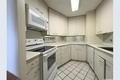 1860 Ala Moana Boulevard #902B, Honolulu, HI 96815 - Photo 3