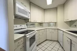 1860 Ala Moana Blvd, Honolulu, HI 96815 - Photo 3