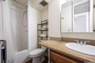 2427 Kuhio Avenue #2704, Honolulu, HI 96815 - Photo 13