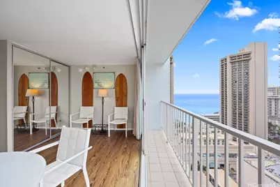 2427 Kuhio Avenue #2704, Honolulu, HI 96815 - Photo 1