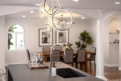 916 Hunakai Street, Honolulu, HI 96816 - Photo 15