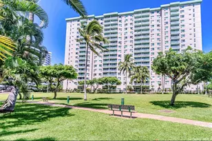 3009 Ala Makahala Pl, Honolulu, HI 96818 - Photo 13