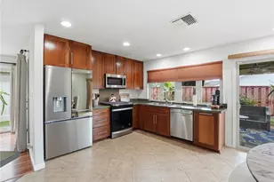 94-1075 Leko Pl, Waipahu, HI 96797 - Photo 9