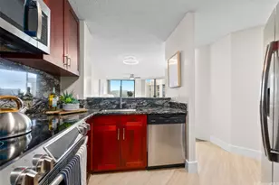 2101 Nuuanu Ave, Honolulu, HI 96817 - Photo 11