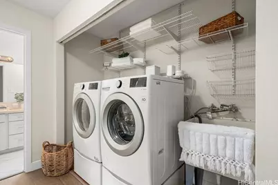 98-2033 Pahiolo Street, Aiea, HI 96701 - Photo 17