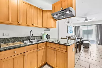 222 Kaiulani Avenue #405, Honolulu, HI 96815 - Photo 9