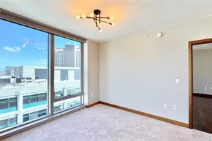 1555 Kapiolani Blvd, Honolulu, HI 96814 - Photo 17