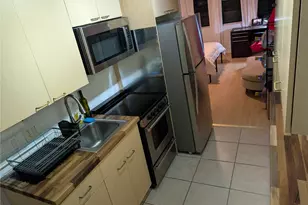 2442 Tusitala St, Honolulu, HI 96815 - Photo 3