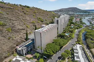 555 Hahaione St, Honolulu, HI 96825 - Photo 25