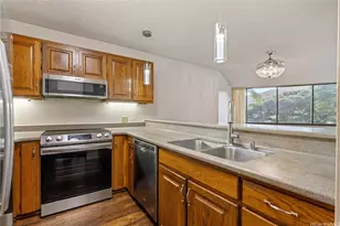 555 Hahaione St, Honolulu, HI 96825 - Photo 13