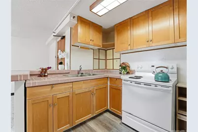 2724 Kahoaloha Lane #1805, Honolulu, HI 96826 - Photo 7