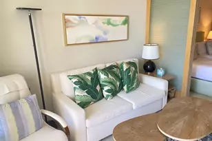 383 Kalaimoku St, Honolulu, HI 96815 - Photo 3