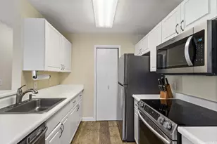 94-586 Lumiauau St, Waipahu, HI 96797 - Photo 5