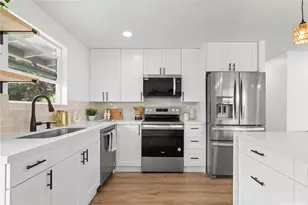 631 Punaa St, Kailua, HI 96734 - Photo 5