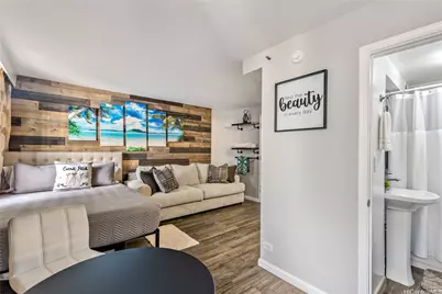 134 Kapahulu Avenue #700, Honolulu, HI 96815 - Photo 1