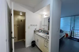 1015 Ala Napunani St, Honolulu, HI 96818 - Photo 7