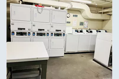 2440 Kuhio Avenue #810, Honolulu, HI 96815 - Photo 13