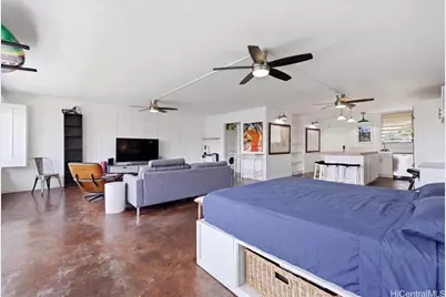 2895 Kalakaua Avenue #207, Honolulu, HI 96815 - Photo 1