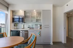 410 Atkinson Dr, Honolulu, HI 96814 - Photo 9